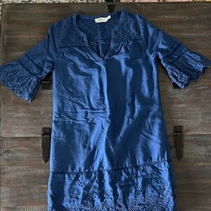 Vineyard Vines Blue Eyelet Top